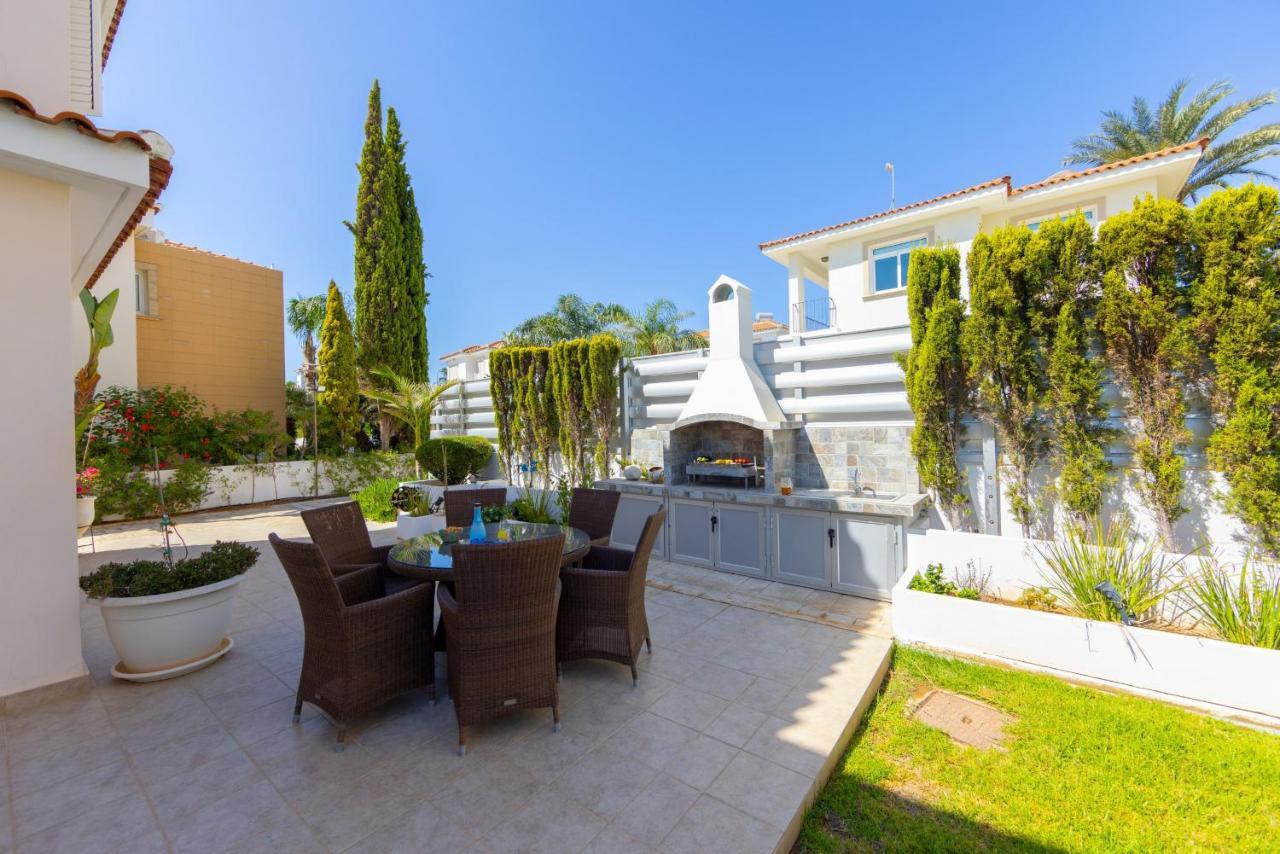 Protaras Sunrise Zen Seafront Villa Экстерьер фото